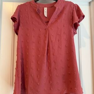 💚 5 for $25 💚Elegant Rose Textured Blouse